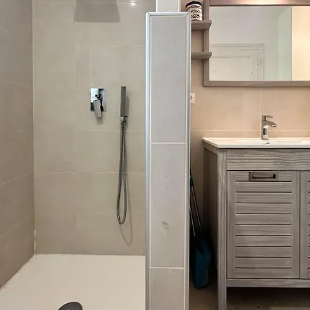 Moderne Avec Piscine Pour 8 Personnes - La Palmyre - Fr-1-705-103 Villa